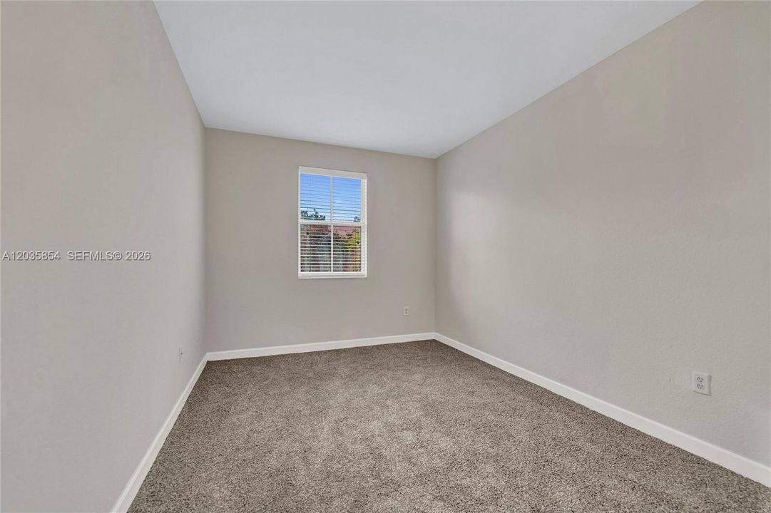 For Sale: $364,999 (4 beds, 3 baths, 1965 Square Feet)