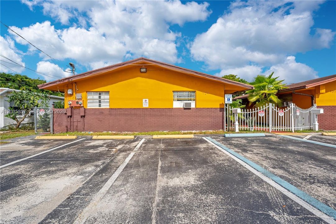 For Sale: $2,600,000 (0 beds, 0 baths, 13990 Square Feet)