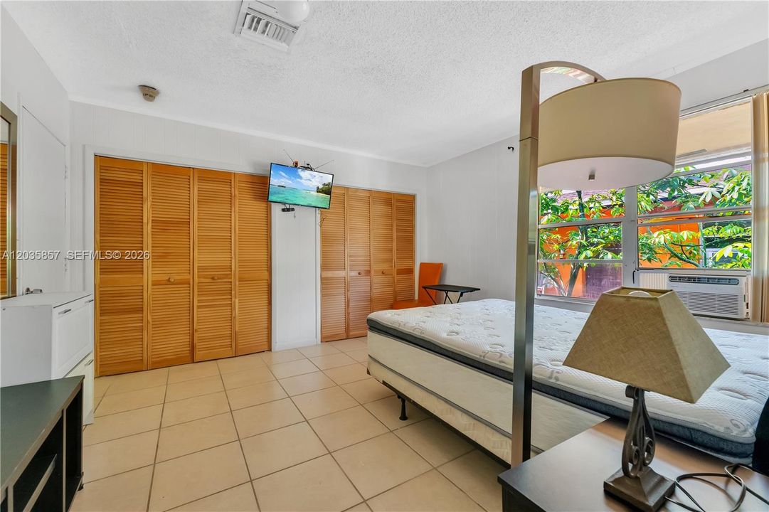 For Sale: $2,600,000 (0 beds, 0 baths, 13990 Square Feet)