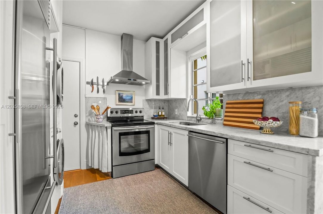 На продажу: $550,000 (1 спален, 2 ванн, 803 Квадратных фут)