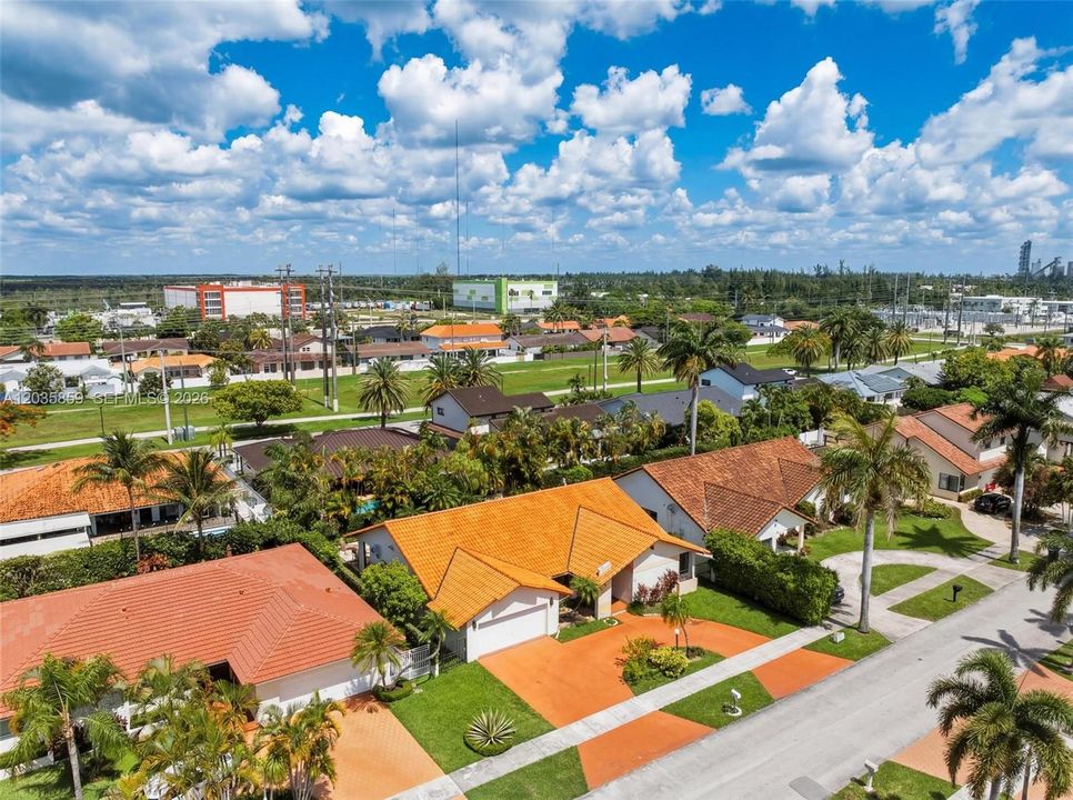 For Sale: $825,000 (4 beds, 2 baths, 2326 Square Feet)