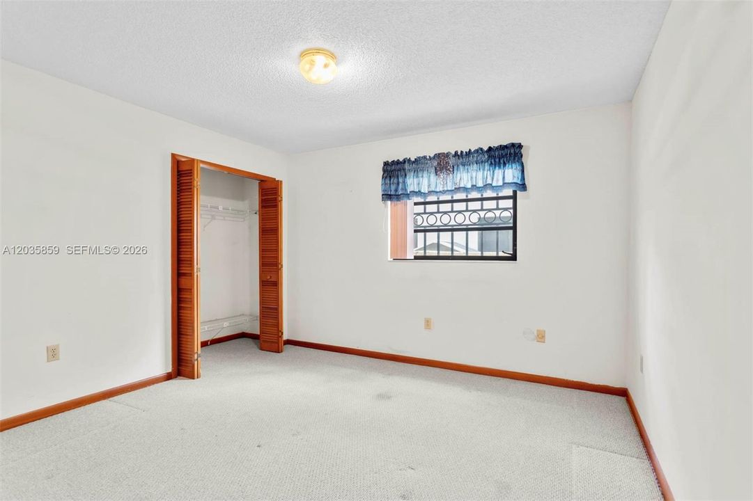 For Sale: $825,000 (4 beds, 2 baths, 2326 Square Feet)