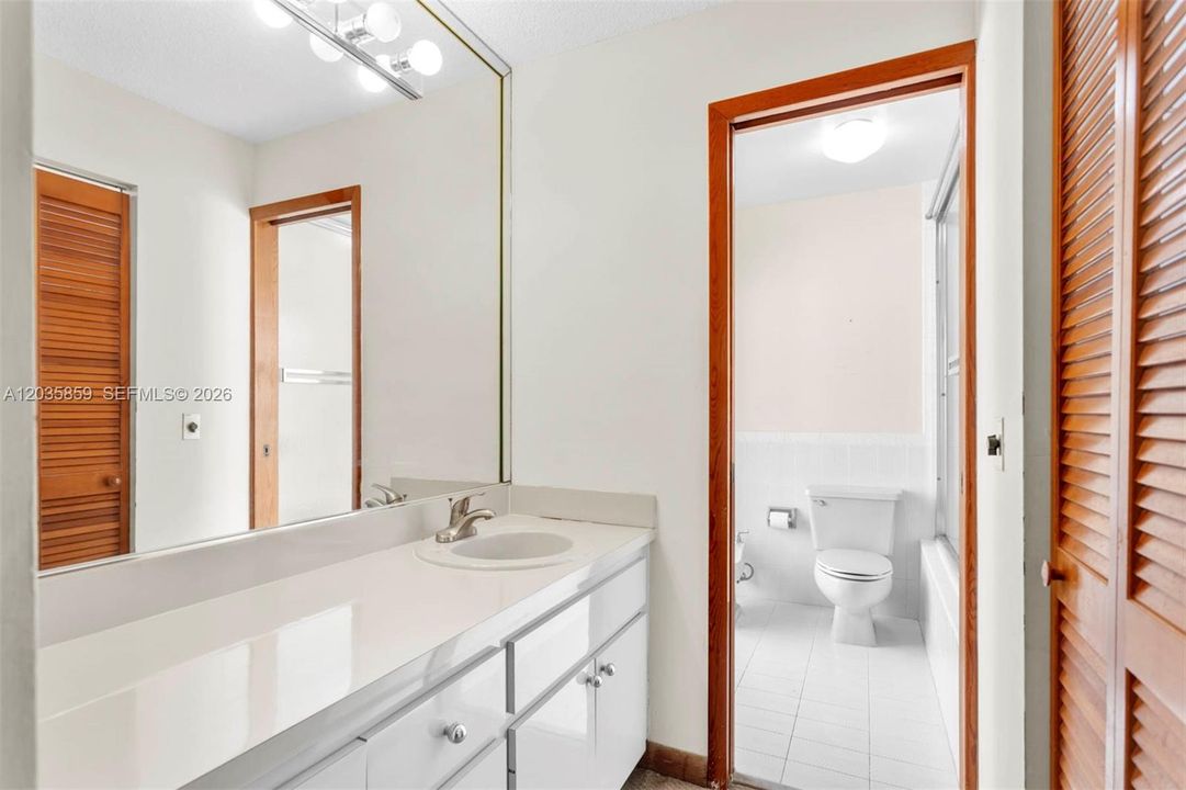 For Sale: $825,000 (4 beds, 2 baths, 2326 Square Feet)