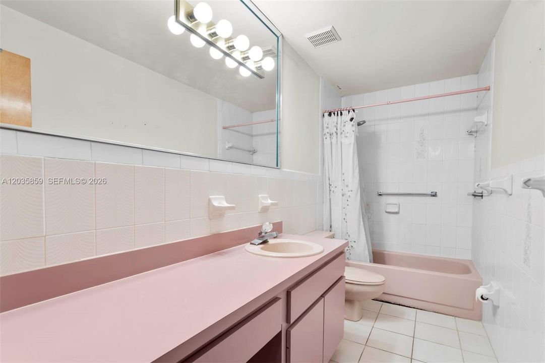 For Sale: $825,000 (4 beds, 2 baths, 2326 Square Feet)