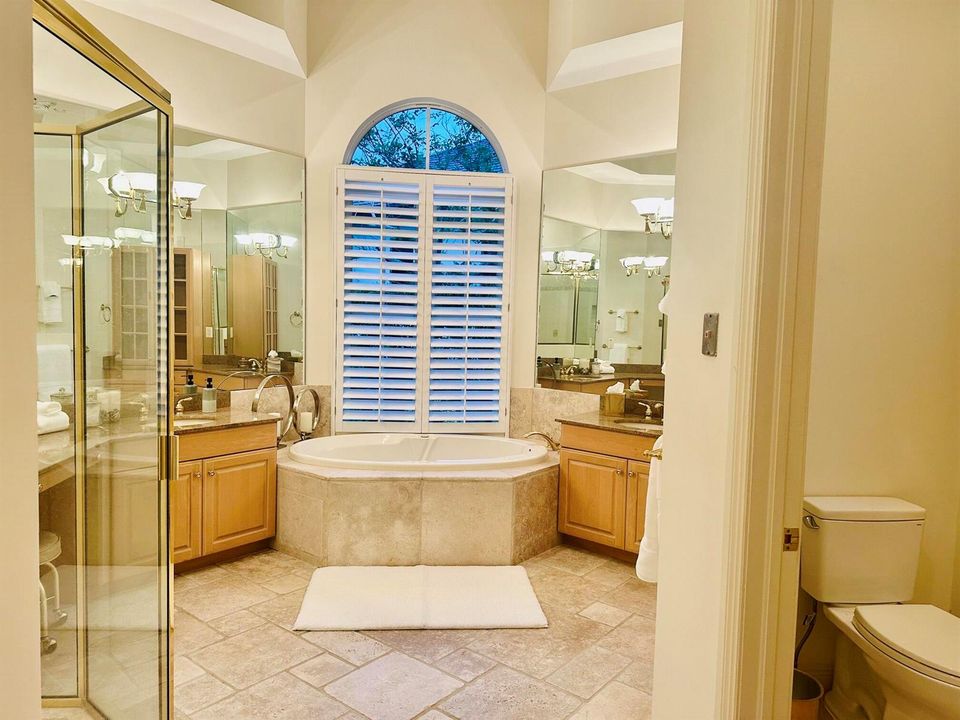 645 Master Bath 2