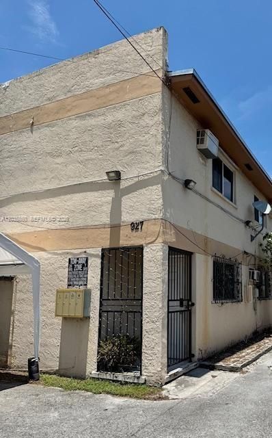 For Rent: $2,250 (2 beds, 1 baths, 0 Square Feet)