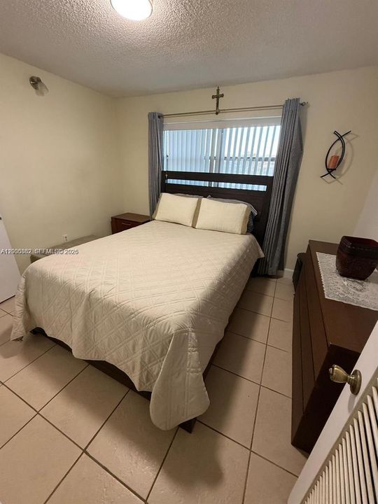 For Sale: $123,900 (2 beds, 2 baths, 850 Square Feet)