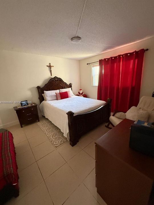 For Sale: $123,900 (2 beds, 2 baths, 850 Square Feet)