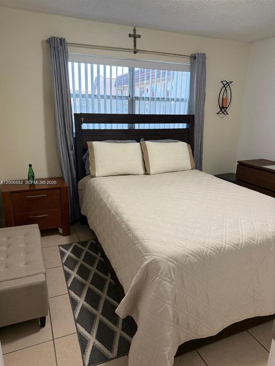 For Sale: $123,900 (2 beds, 2 baths, 850 Square Feet)