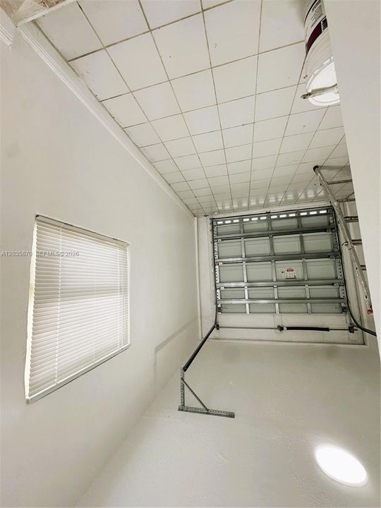 En Venta: $695,000 (3 camas, 3 baños, 1630 Pies cuadrados)