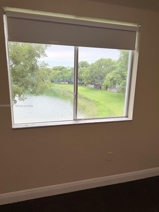 For Rent: $2,200 (3 beds, 3 baths, 1423 Square Feet)