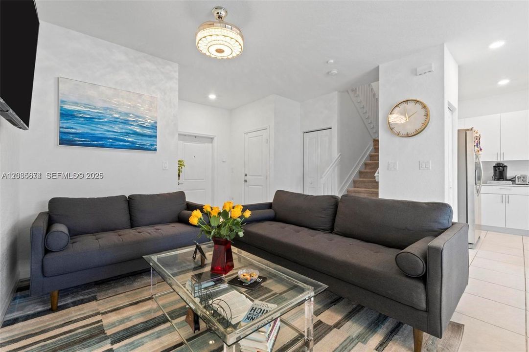 For Sale: $474,999 (3 beds, 2 baths, 1344 Square Feet)