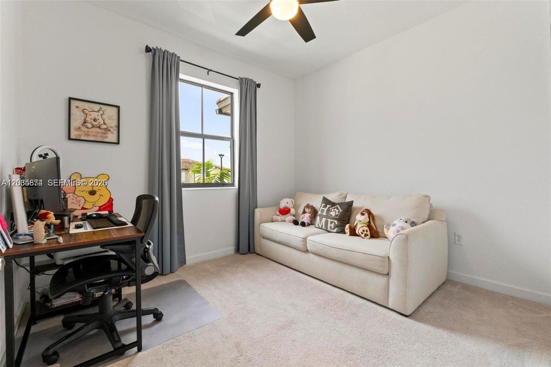 For Sale: $474,999 (3 beds, 2 baths, 1344 Square Feet)