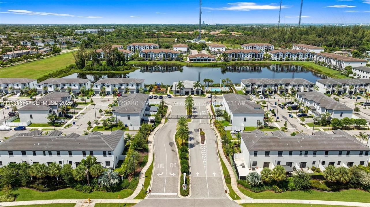 For Sale: $474,999 (3 beds, 2 baths, 1344 Square Feet)