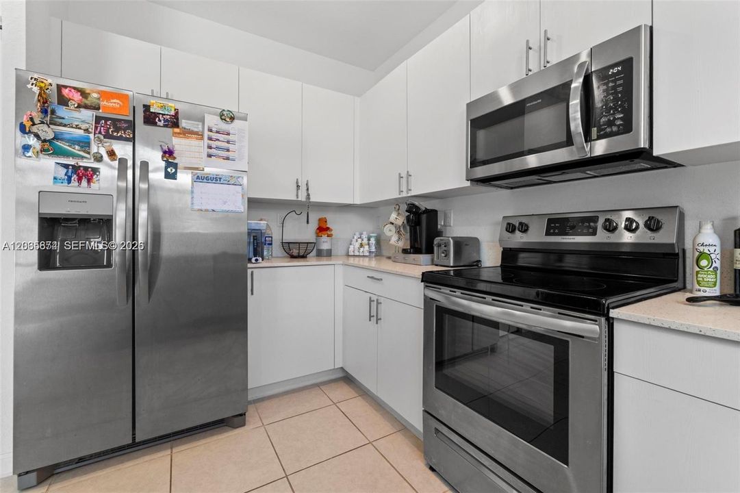 For Sale: $474,999 (3 beds, 2 baths, 1344 Square Feet)