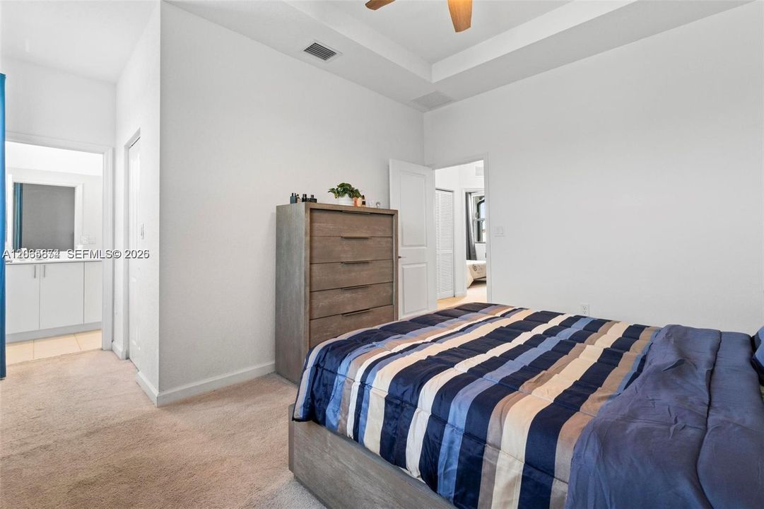 For Sale: $474,999 (3 beds, 2 baths, 1344 Square Feet)