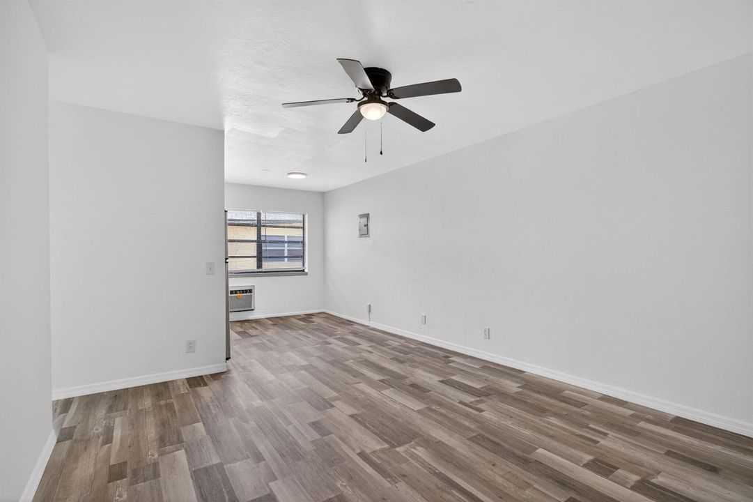 4-web-or-mls-2275 -13-7210