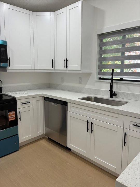 For Rent: $3,200 (3 beds, 2 baths, 1191 Square Feet)