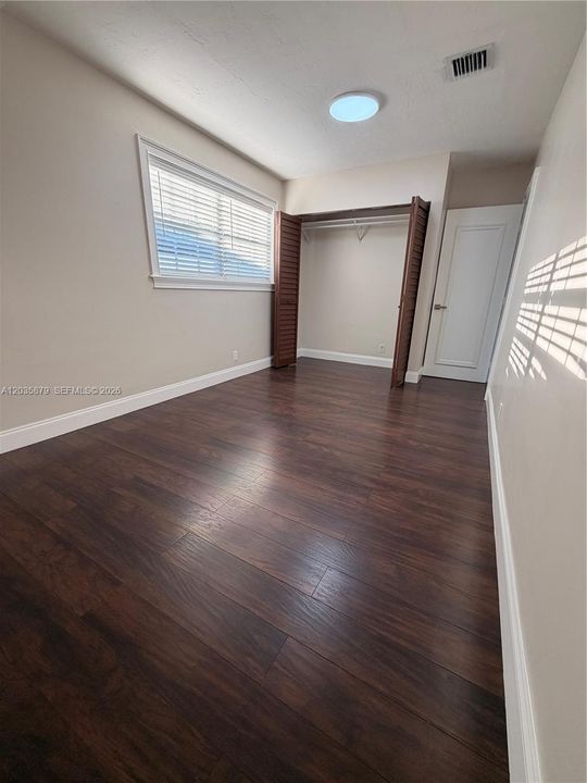 For Rent: $4,000 (3 beds, 2 baths, 1184 Square Feet)