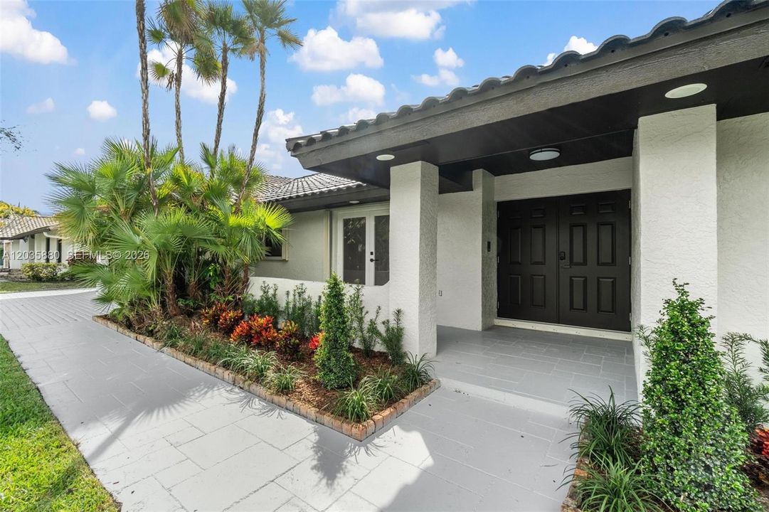 For Rent: $8,000 (4 beds, 3 baths, 3061 Square Feet)