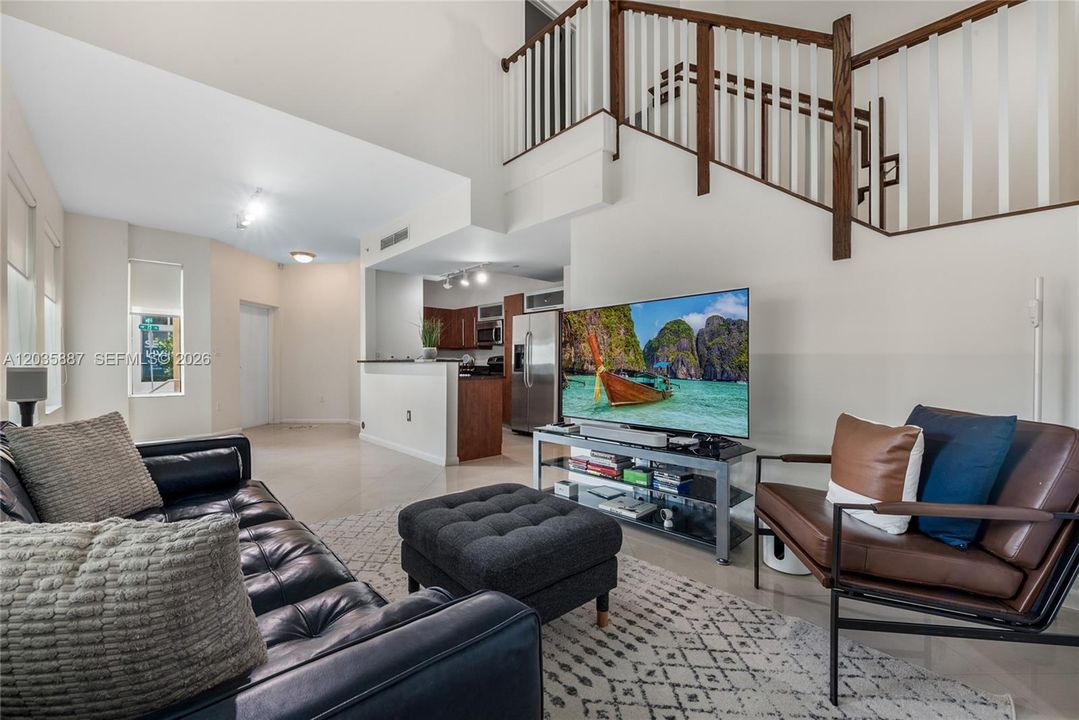 For Sale: $475,000 (1 beds, 1 baths, 1308 Square Feet)