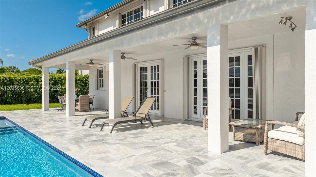 For Sale: $2,399,000 (5 beds, 4 baths, 4344 Square Feet)