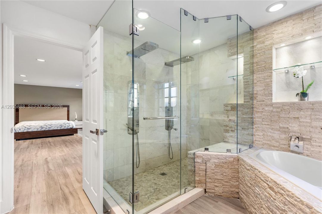 For Sale: $2,399,000 (5 beds, 4 baths, 4344 Square Feet)