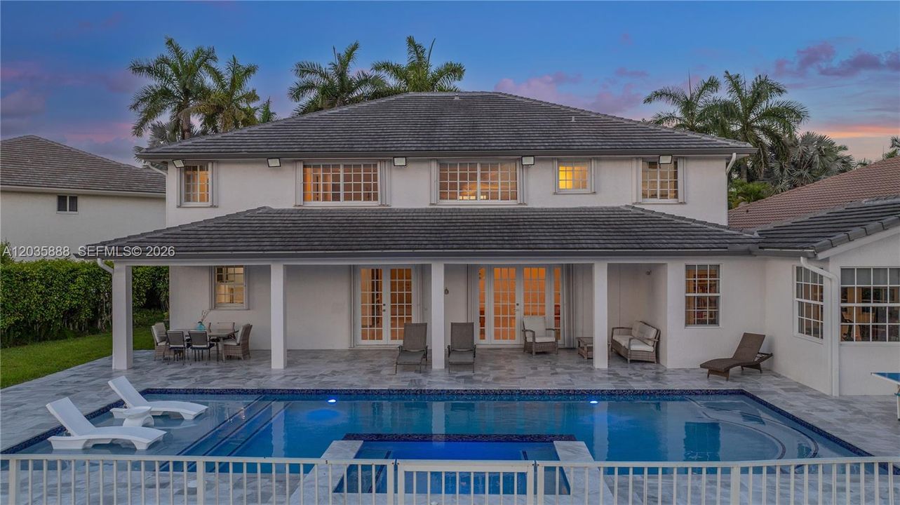For Sale: $2,399,000 (5 beds, 4 baths, 4344 Square Feet)