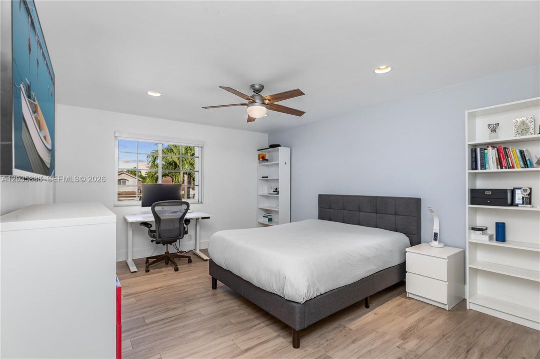For Sale: $2,399,000 (5 beds, 4 baths, 4344 Square Feet)