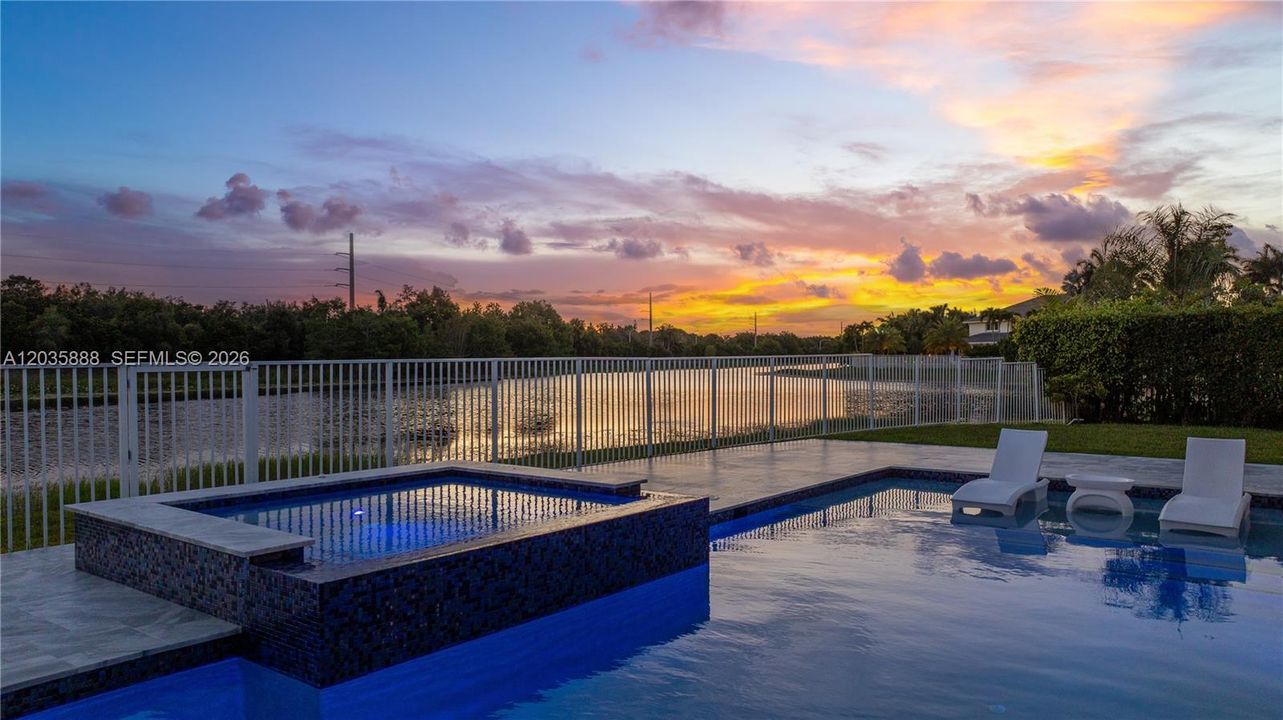 For Sale: $2,399,000 (5 beds, 4 baths, 4344 Square Feet)