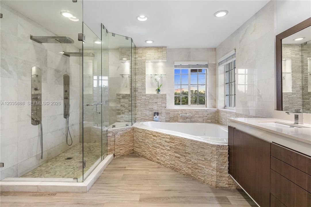 For Sale: $2,399,000 (5 beds, 4 baths, 4344 Square Feet)