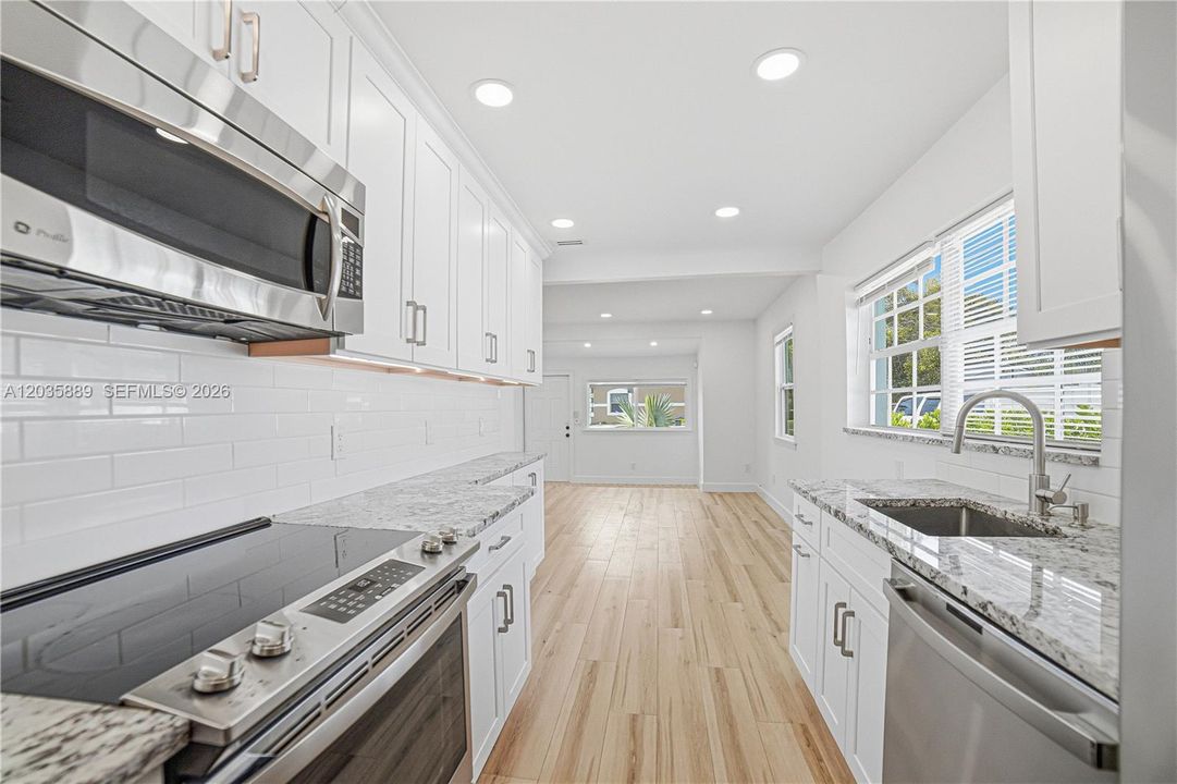 En Venta: $340,000 (2 camas, 1 baños, 648 Pies cuadrados)