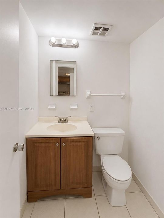 For Rent: $1,600 (1 beds, 1 baths, 650 Square Feet)