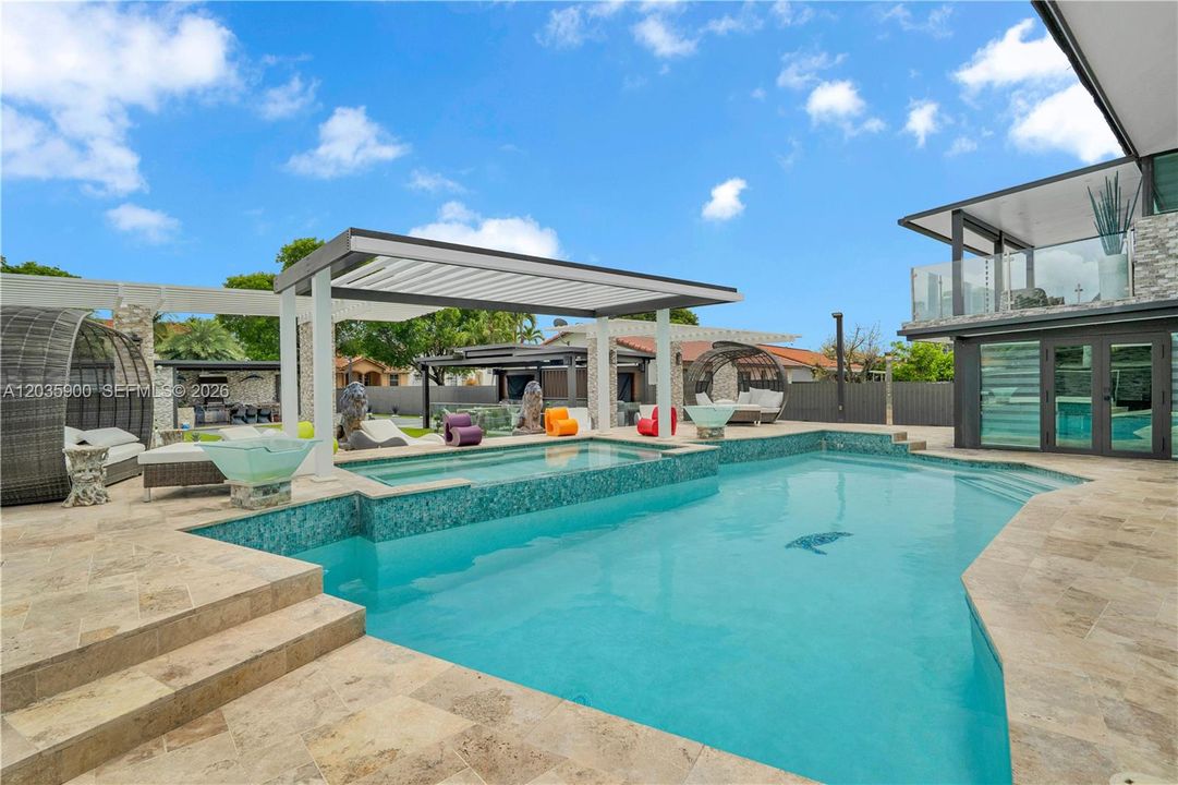 For Sale: $2,799,000 (5 beds, 4 baths, 2617 Square Feet)