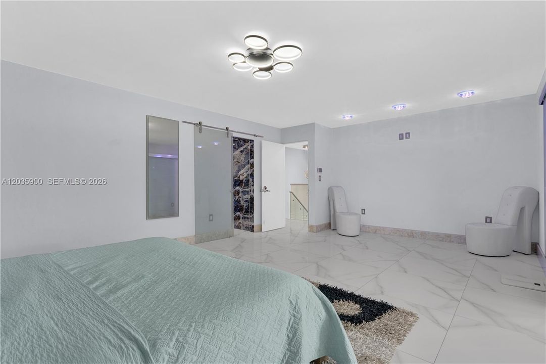 For Sale: $2,799,000 (5 beds, 4 baths, 2617 Square Feet)
