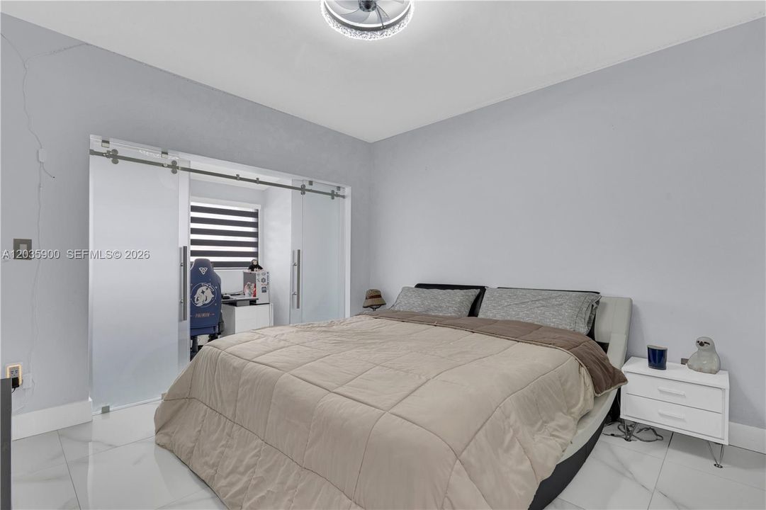 For Sale: $2,799,000 (5 beds, 4 baths, 2617 Square Feet)