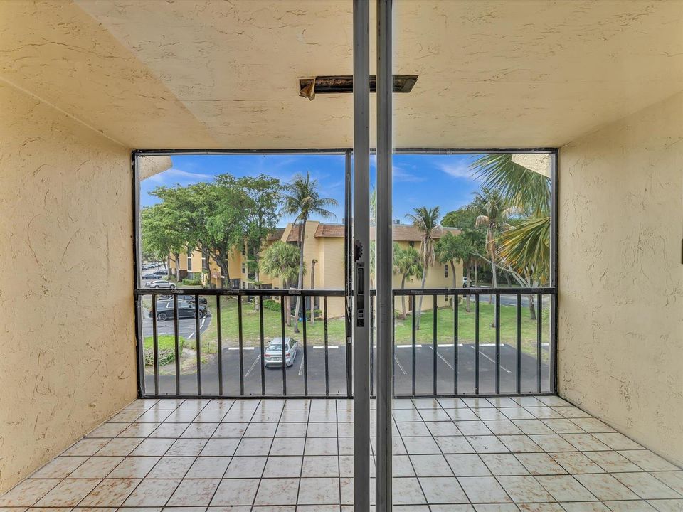 Sliding Doors to Balcony