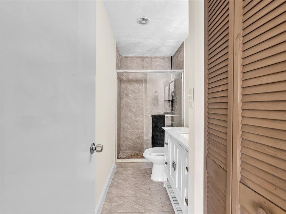 En Suite Bath