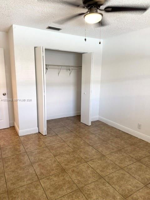 For Rent: $2,300 (2 beds, 1 baths, 2570 Square Feet)