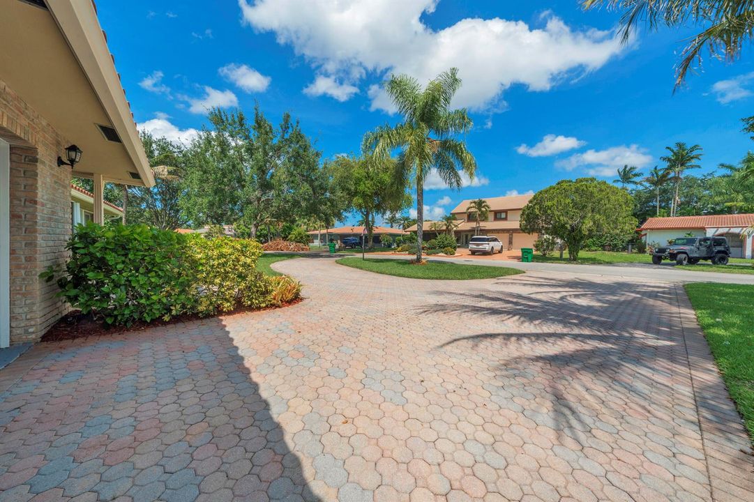 Circular Paver Driveway