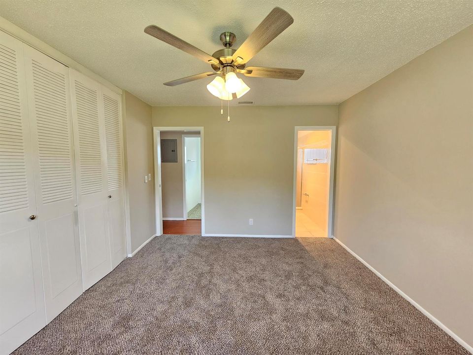 Bedroom (2)