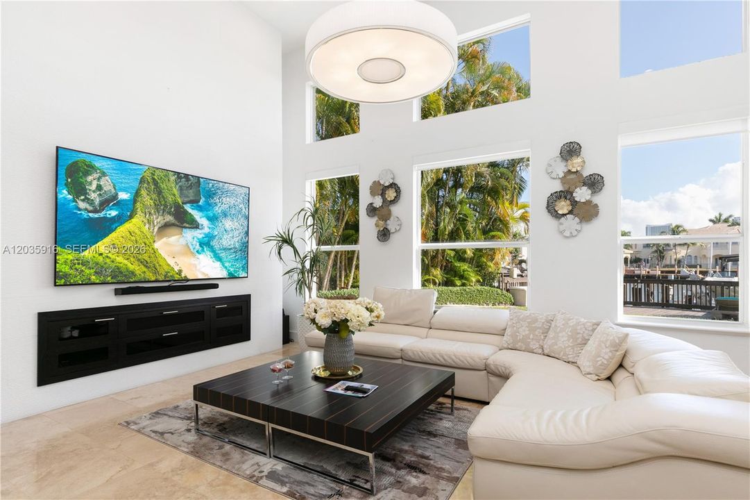 For Rent: $15,000 (4 beds, 4 baths, 4685 Square Feet)