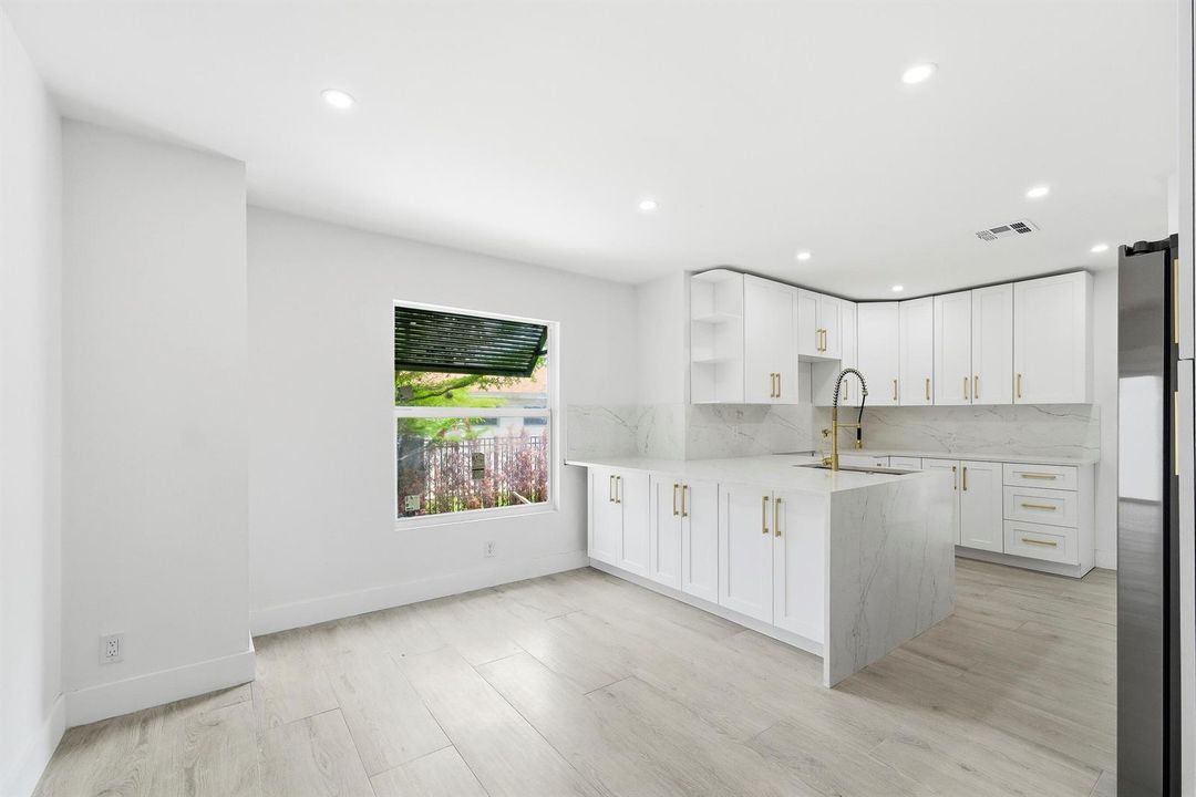 216 NE 23rd Ave - Pompano Beach - Florid
