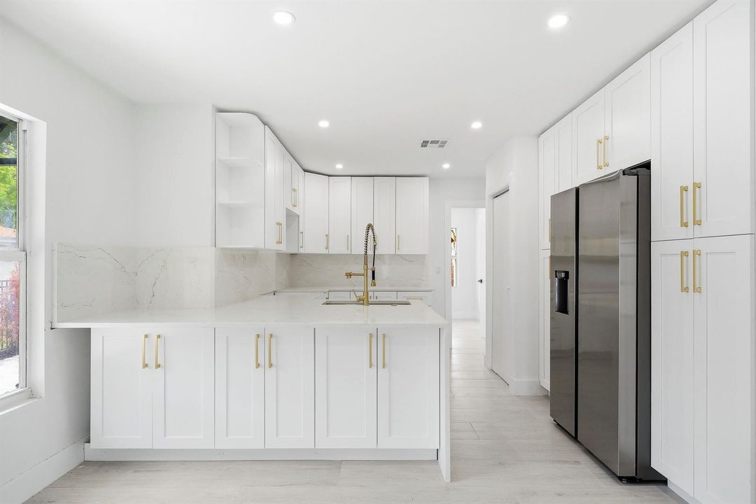 216 NE 23rd Ave - Pompano Beach - Florid