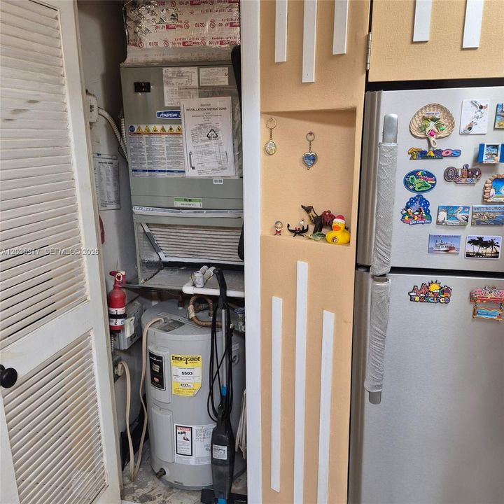 На продажу: $120,000 (2 спален, 2 ванн, 850 Квадратных фут)