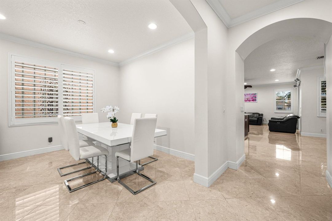 010-7048ViaLeonardo-LakeWorth-FL-33467-S