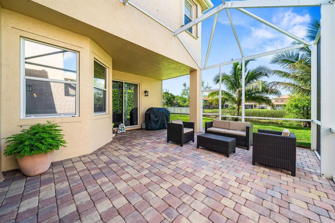 038-7048ViaLeonardo-LakeWorth-FL-33467-S