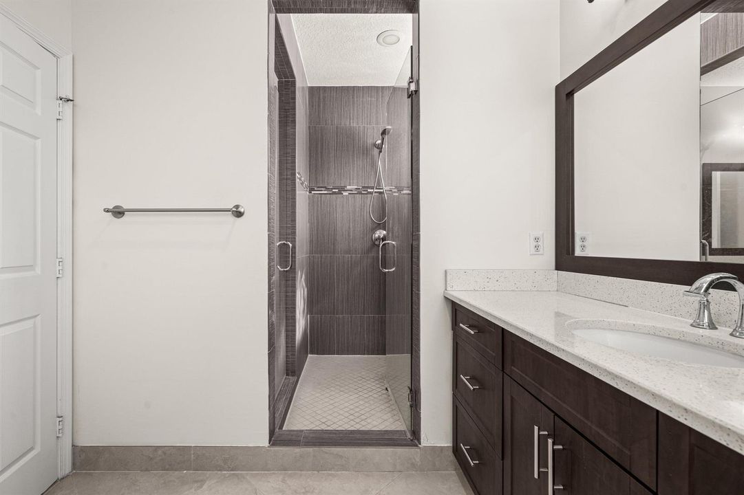 037-7048ViaLeonardo-LakeWorth-FL-33467-S