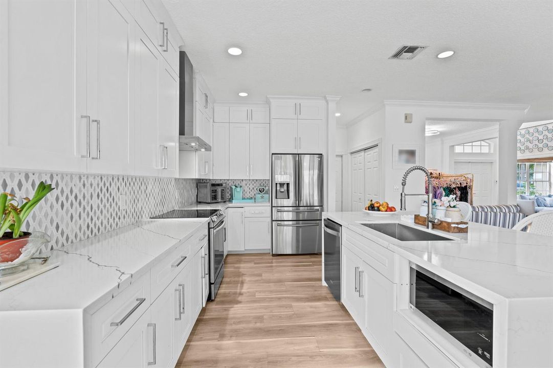 20-web-or-mls-A7406613