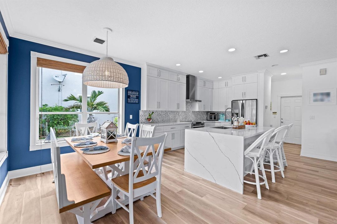 14-web-or-mls-A7406592